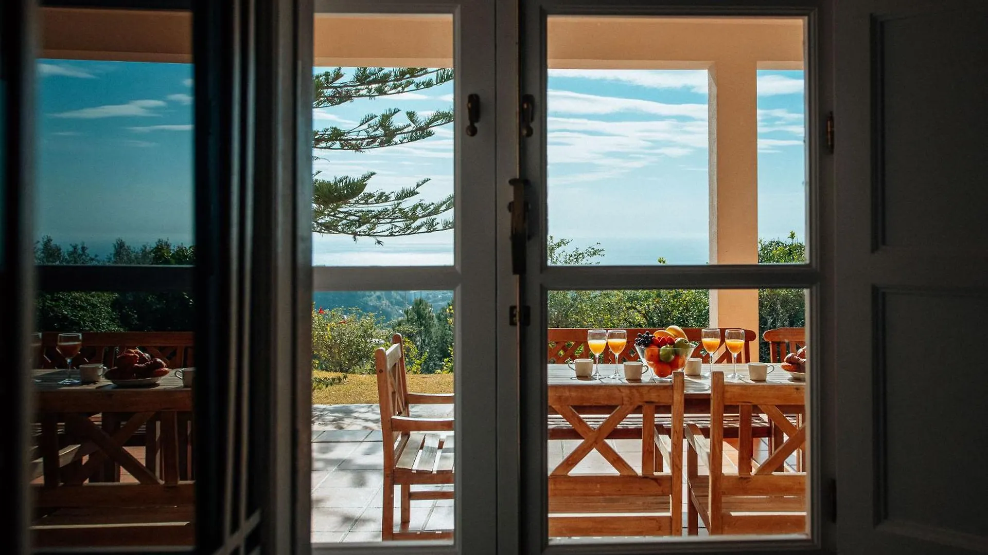 Gran villa con vistas al mar y piscina privada Málaga