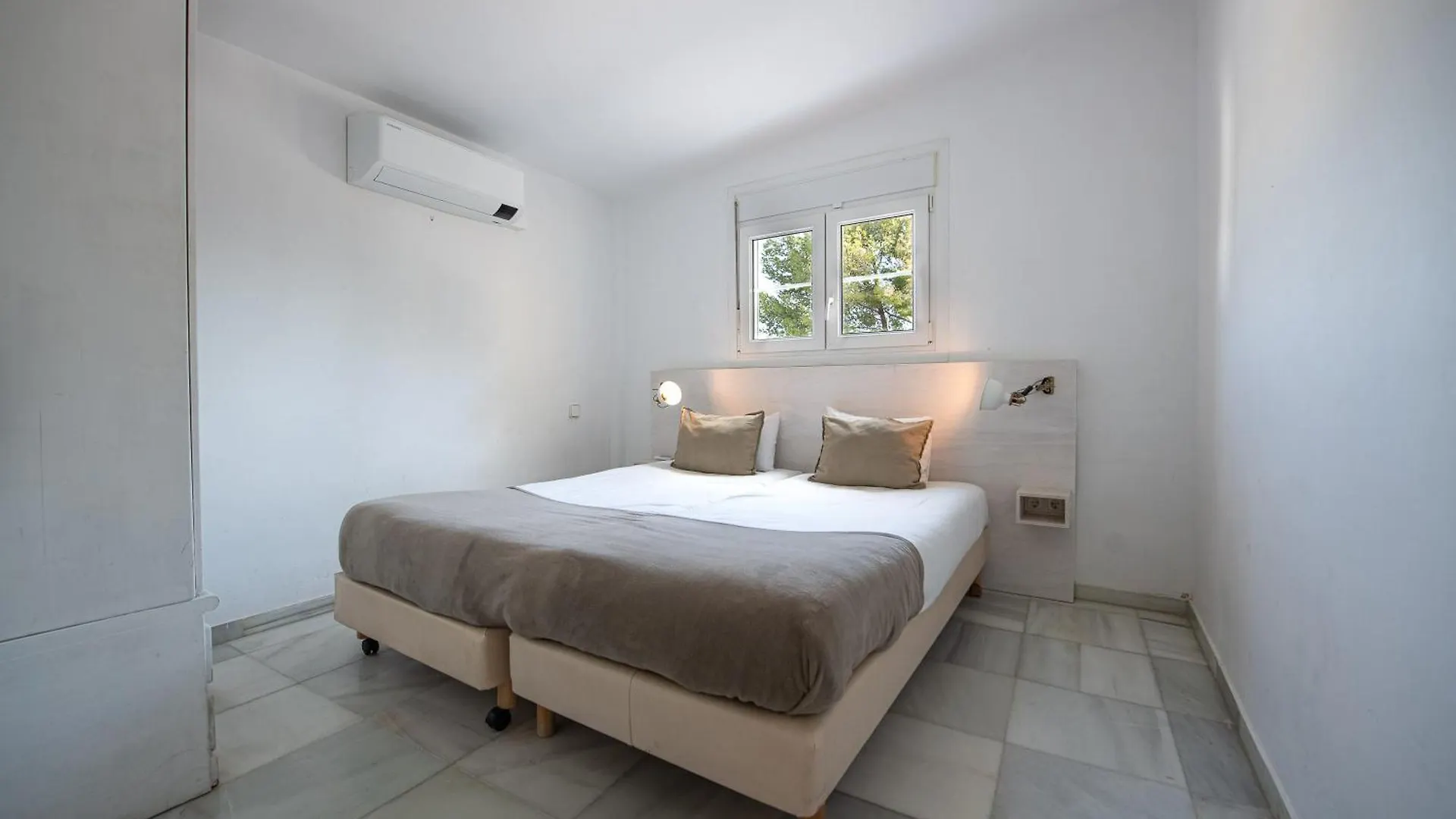 Gran villa con vistas al mar y piscina privada Málaga Spagna